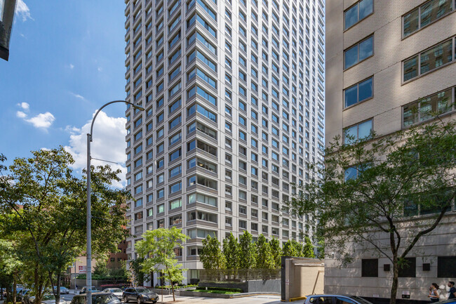 Building Photo - 211 East 70th Street