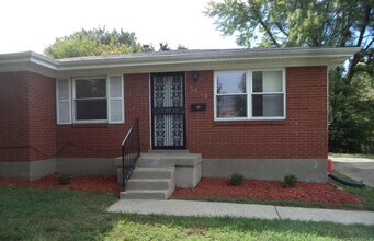 Building Photo - 3608 Regatta Way
