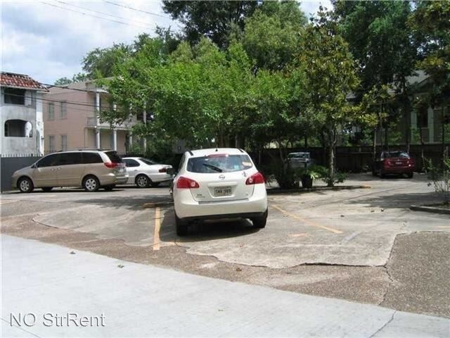Foto del edificio - 1 br, 1 bath House - 4900 St. Charles Ave. 1C