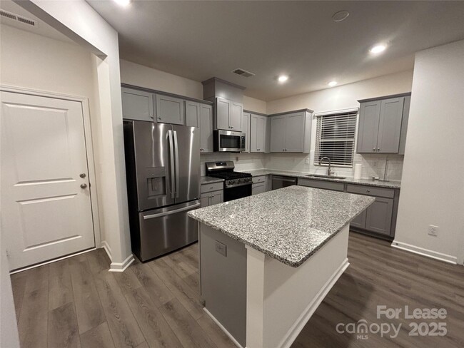 Building Photo - 5034 Falstone Dr