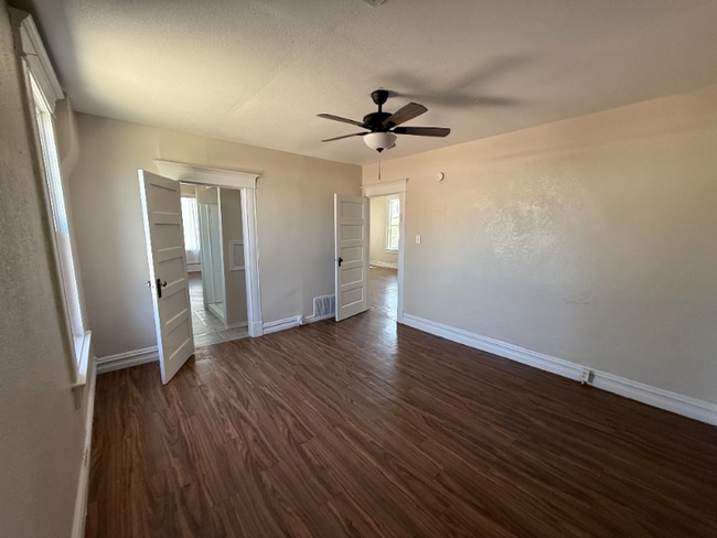 Building Photo - 3416 Rivera Ave