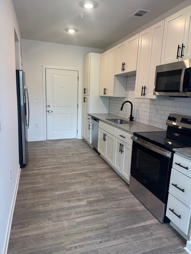 Sierra Kitchen - Colina Hillside