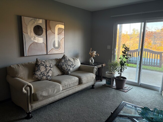 Foto del edificio - 1304 Legend Dr