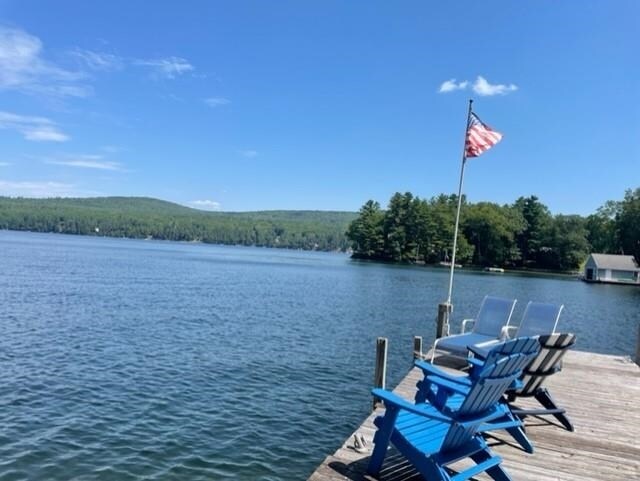 Foto del edificio - 93 Lakewood Manor Rd