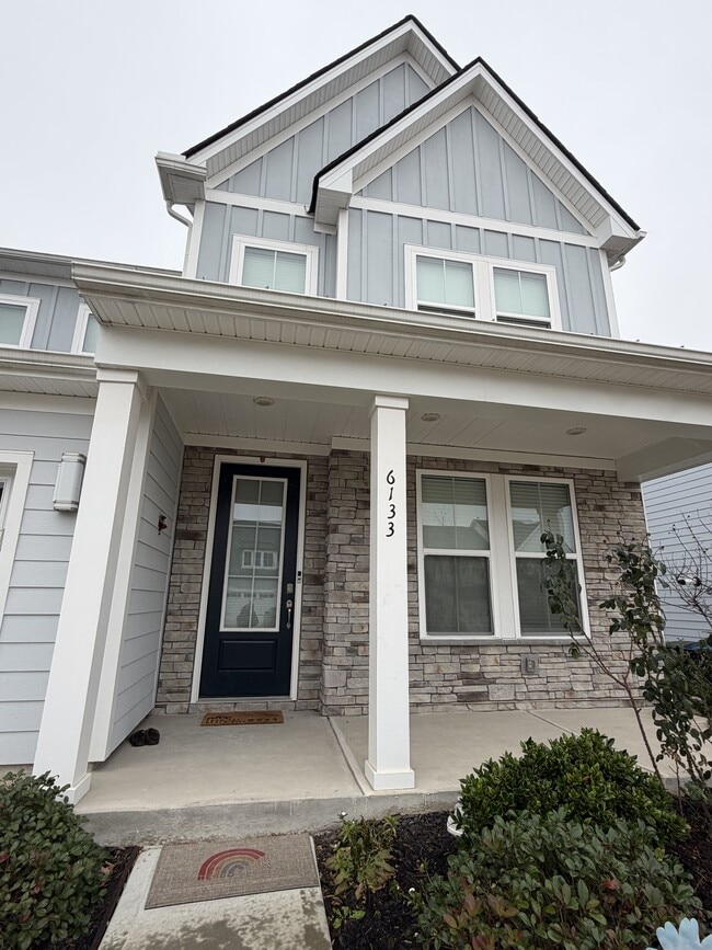 Building Photo - 6133 Alsace Ln