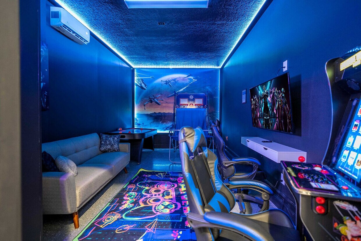 Foto principal - 4827 Kings Castle Cir