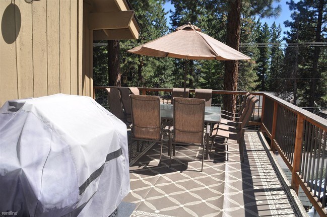 Building Photo - 564 Silvertip Dr