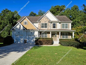 Building Photo - 452 Oakbridge Dr