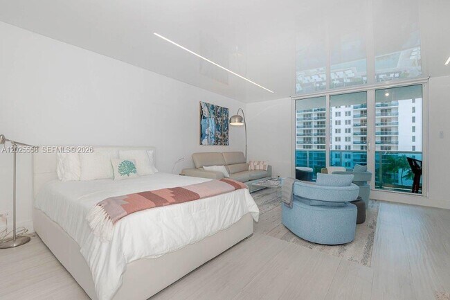 Foto del edificio - 2301 Collins Ave