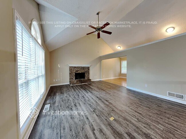 Foto del edificio - 7190 Farm House Ln