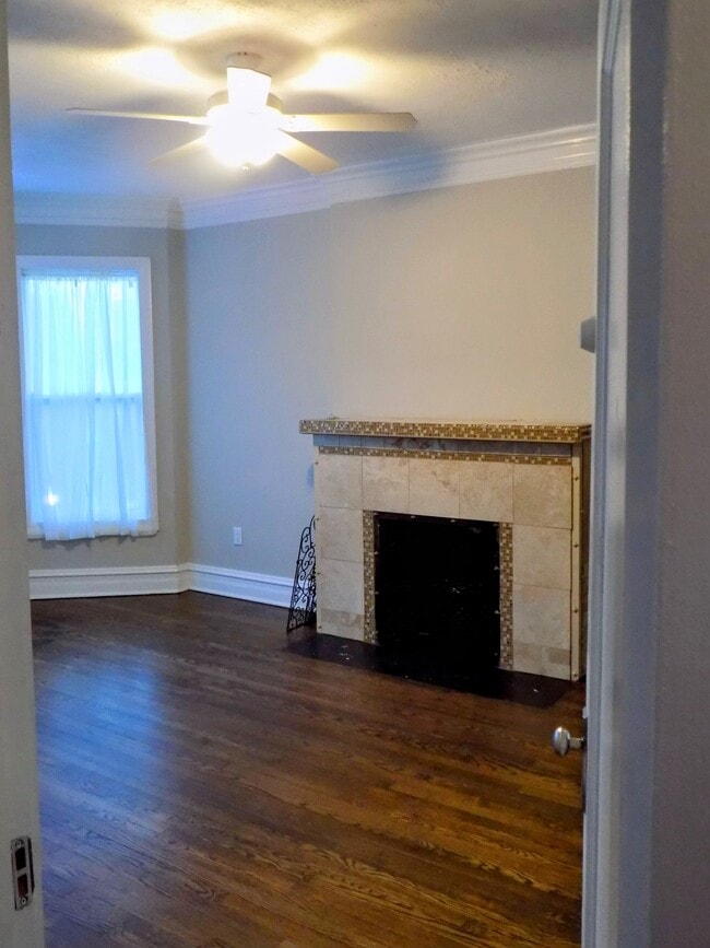 Foto del edificio - 434 N Pine Ave