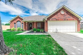 Building Photo - 3717 E Pin Oak Dr