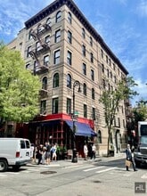 Building Photo - LEROY ST.