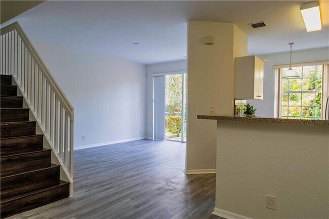 Foto del edificio - 3951 NW 92nd Ave