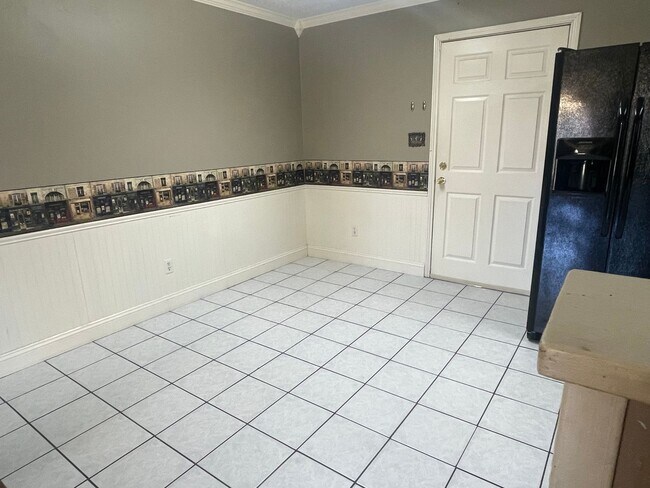 Building Photo - 3B/2B Home Available in Westlake