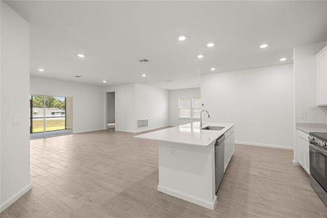 Foto del edificio - 6587 SW 89th Loop