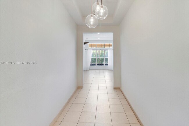 Building Photo - 165 Via Veracruz