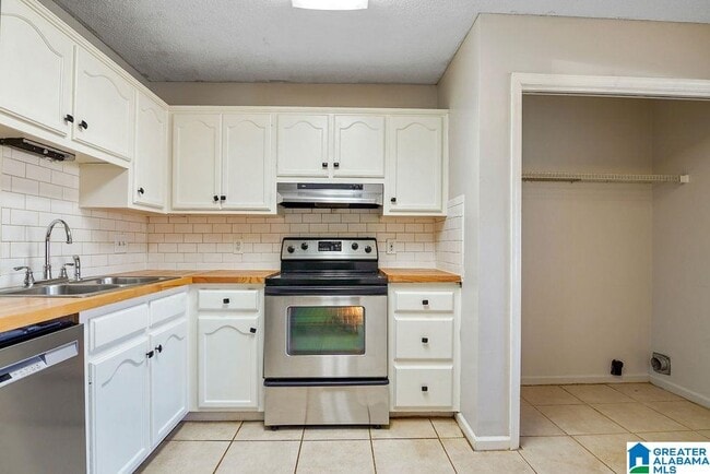 Foto del edificio - 3507 Wildewood Dr