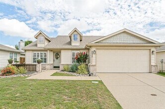 Building Photo - 9932 George Washington Dr