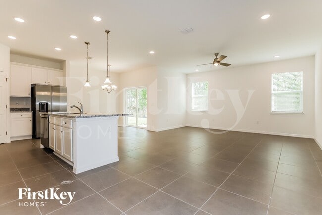 Building Photo - 170 Windsor Reserve Dr