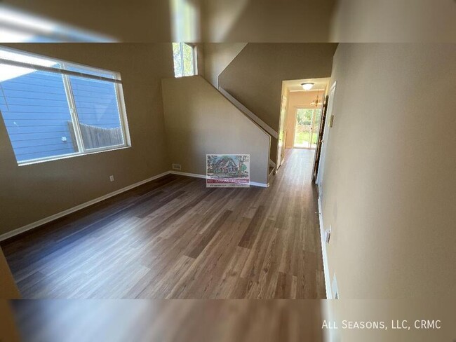Foto del edificio - 7064 McEwan St
