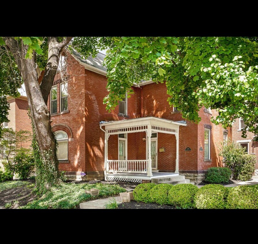 220 E Deshler Ave, Columbus, OH 43206 House Rental in Columbus, OH