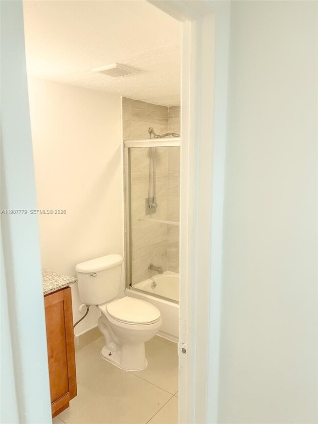 Foto del edificio - 3610 NW 21st St