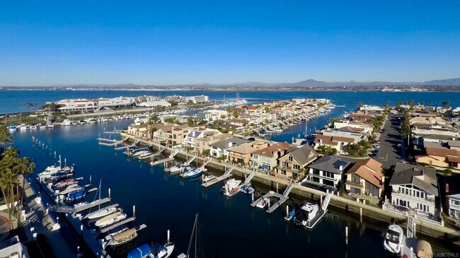 Foto del edificio - 42 Admiralty Cross