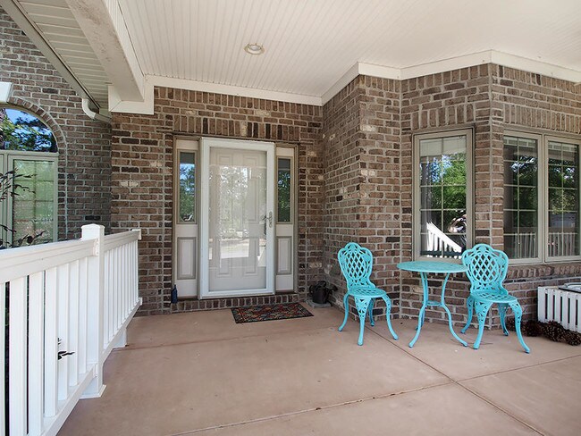 Foto del edificio - 205 Lazar Ln