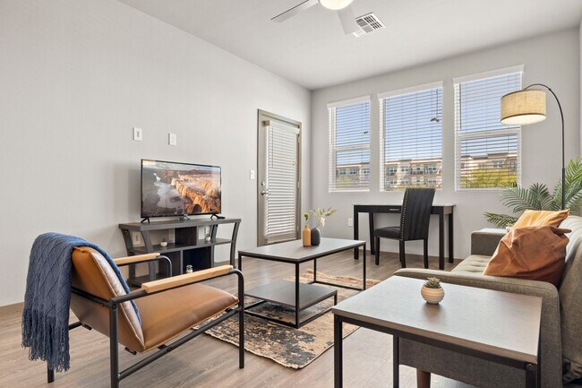 Building Photo - 7200 N 91st Ave