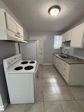 Building Photo - 1046 8th St W