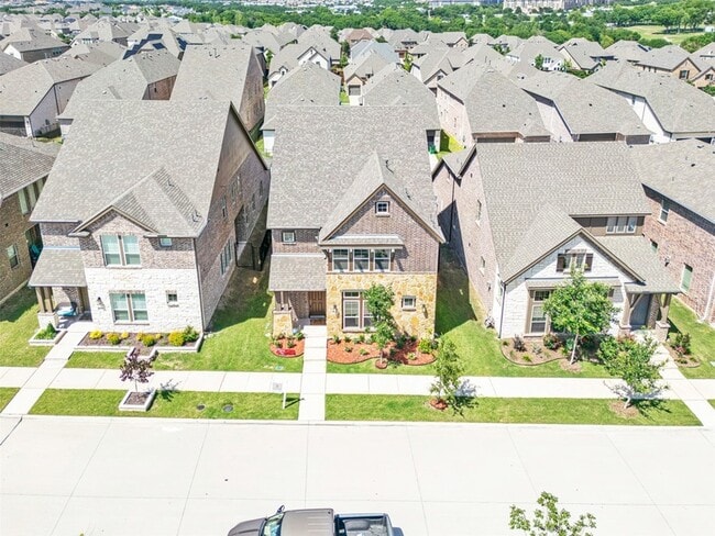 Building Photo - 8216 Bethpage Dr