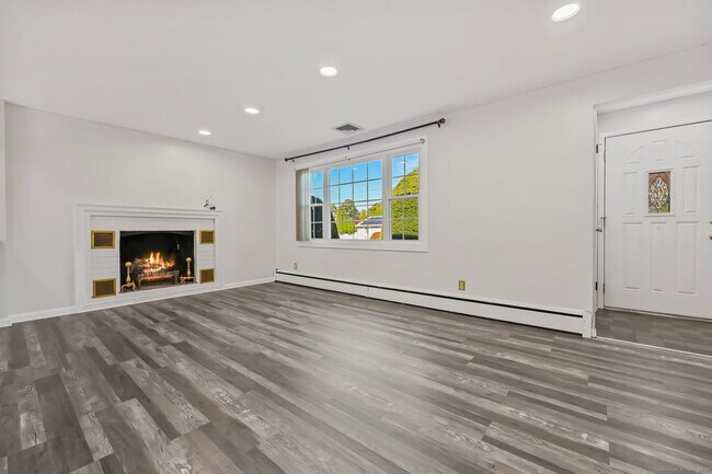 Building Photo - 3 Wynne Rd