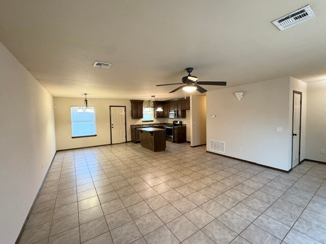 Photo - 428 W Greenwood Dr (Mustang, OK) House