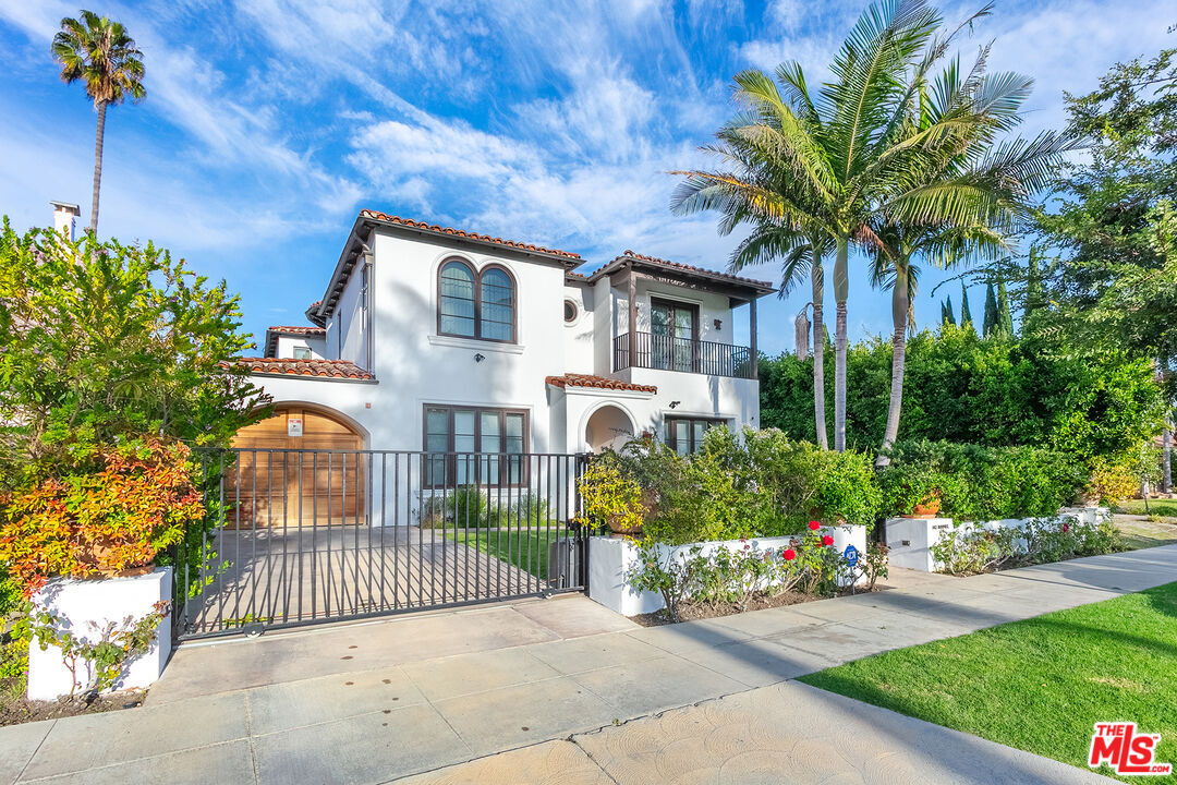Foto principal - 142 N Hamel Dr