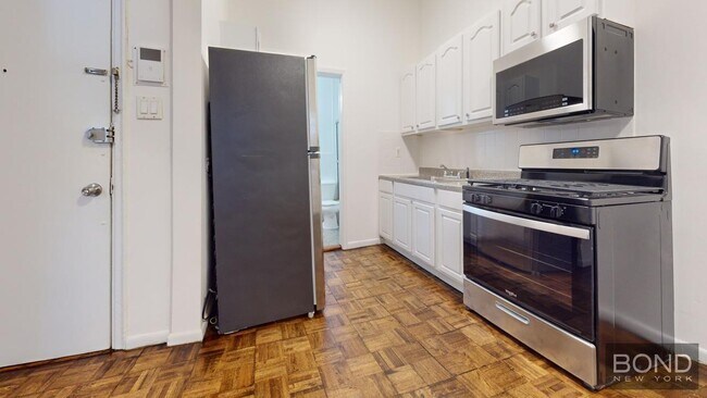 Foto del edificio - 922 Third Avenue