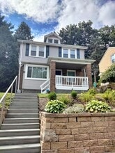 Building Photo - 2065 Plainview Ave