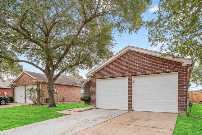 Foto del edificio - 21219 Somerset Park Ln