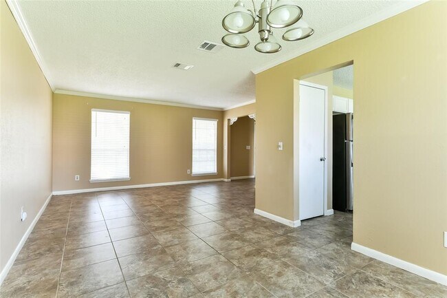 Building Photo - 9311 Towerstone Dr