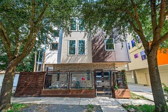 Building Photo - 4510 Inker St