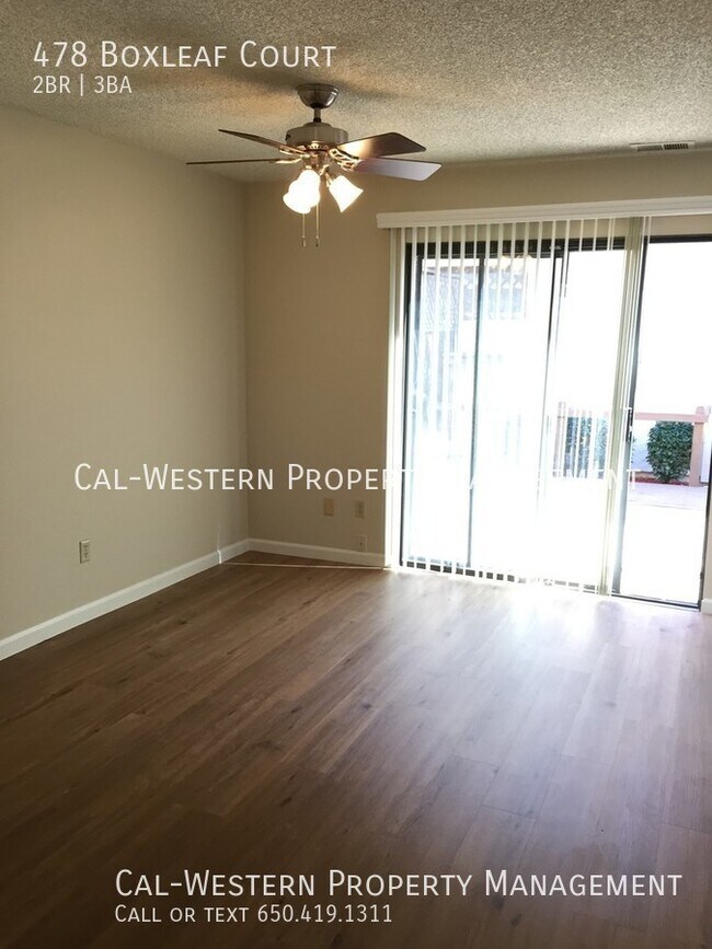Building Photo - 2 bdrm / 2.5 bath townhome
