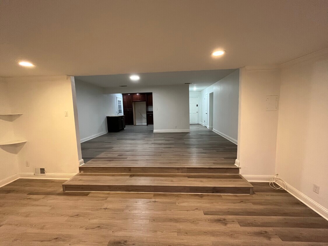 Foto principal - 5471 Orchard St