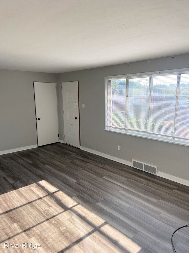 Building Photo - 2 br, 1 bath House - 4806 Poplar Street