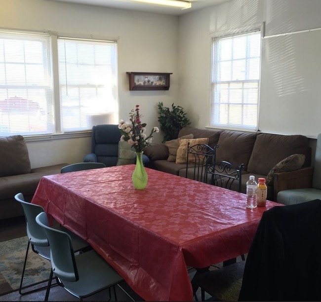 Foto del diseño de interior - 3710 N Natchez Ct