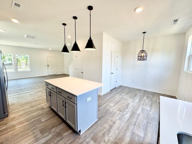 Foto del edificio - 335 Cliffwood St NW