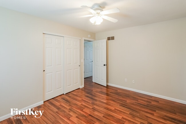 Building Photo - 1709 Bridlespur Dr