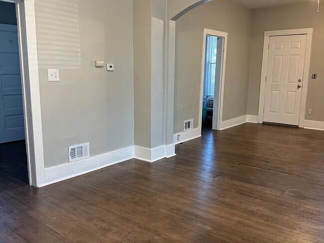 Foto del edificio - 3710 N 53rd St