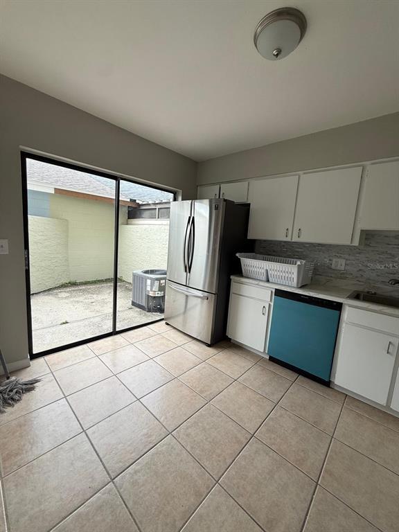 Building Photo - 5104 Springwater Ct