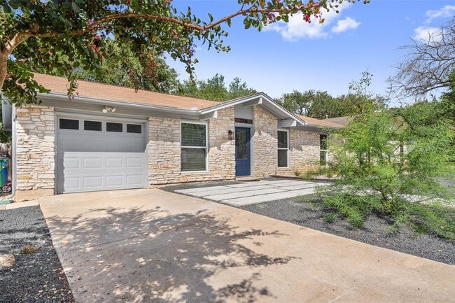 Building Photo - 2508 Cockburn Dr