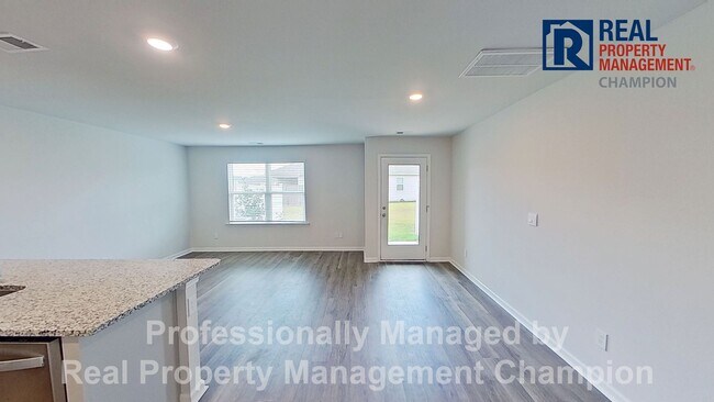 Building Photo - 3110 Lobelia Ln